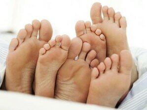 healthy feet after treatment of fungus between the toes
