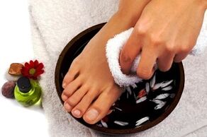 bath to treat nail fungus